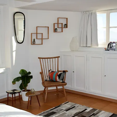 La Maison Bed & Breakfast *